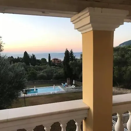 Elizabeth - Corfu Case de vacanță Achílleion